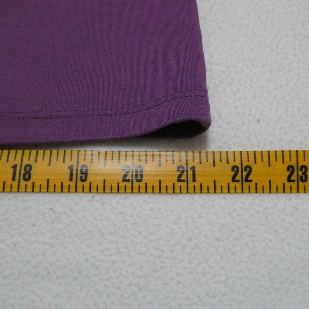 Scooped Neck T-Shirt As New - Picture 7 of 9